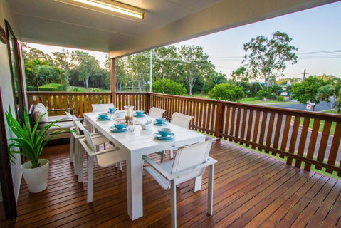 A Lure - Accommodation Search 0
