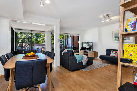 A PERFECT STAY - Mahogany Lodge - Accommodation Search 2