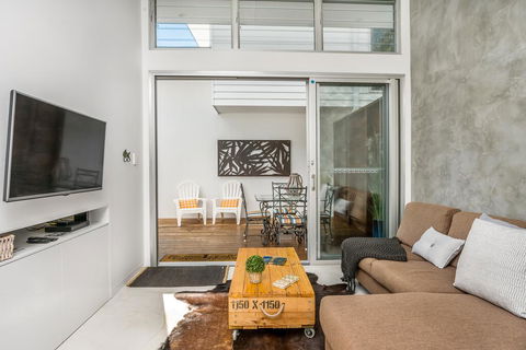 A PERFECT STAY - Studio 9 - Accommodation Search 3
