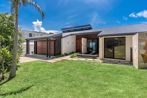 A PERFECT STAY - The Lookout - Accommodation Search 3