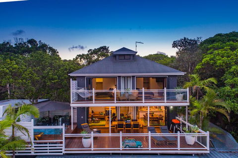 A PERFECT STAY - The Palms At Byron - Views Over Wategos Beach - Accommodation Search 1