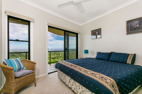 A SWEET ESCAPE - Above Byron - Accommodation Search 1