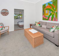 A Touch of the Bahamas on McKenzie MK3 - Accommodation Search