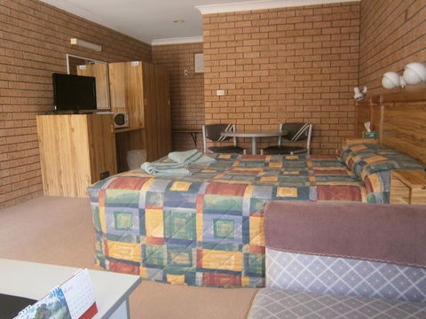 Aaron Inn Motel - Accommodation Search 2