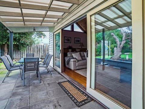 Abrahams On Bank - Accommodation Search 1