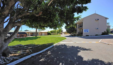 Abrolhos Reef Lodge - Accommodation Search 2