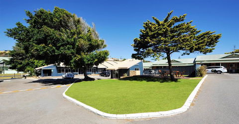Abrolhos Reef Lodge - Accommodation Search 0