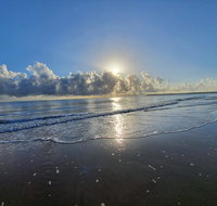 ABSOLUTE BEACH FRONT MACKAY - Comfort Resort Blue Pacific - Accommodation Search