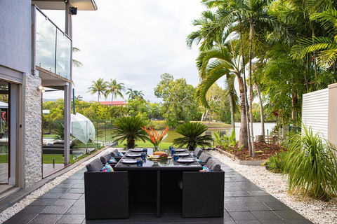 Absolute Lakefront - Port Douglas - Accommodation Search 0