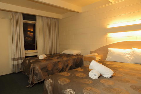 Absolute Lakes Entrance Motel - Accommodation Search 1