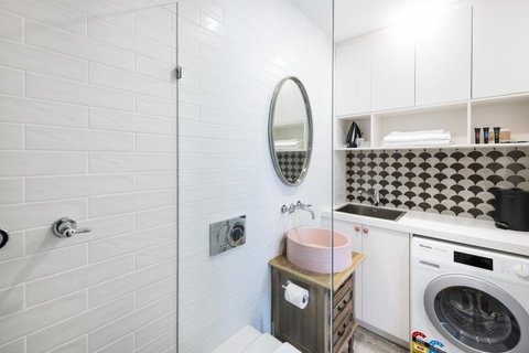 Accommodate Canberra - Warehouse - Accommodation Search 1
