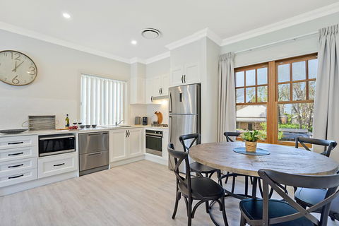 Accommodation Hunter - Adams Street Maitland - Accommodation Search 0