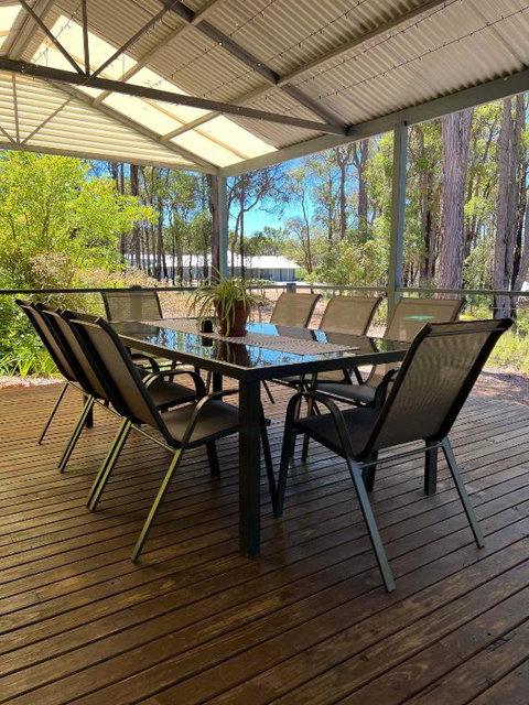 Diamond Lake Escape - Accommodation Search 3