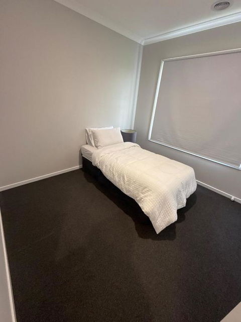 Entire HouseShort Long Term Stay In Lara - Accommodation Search 2