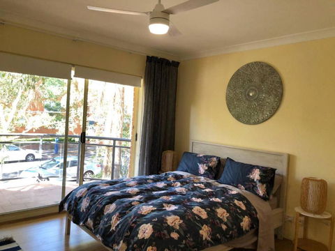 Escape To Strathfield For 8 Guests - Accommodation Search 1