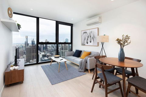 EQ Tower Modern Apartments Melbourne Central CBD - Accommodation Search 0