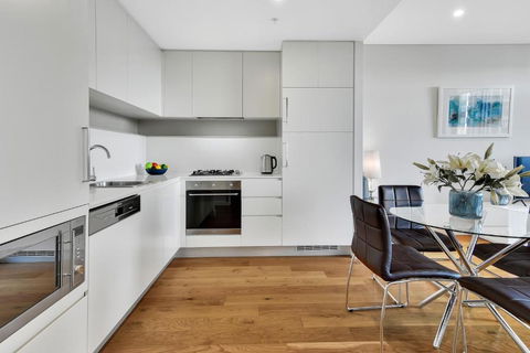 Fabulous Corporate Apartment Macquarie Park M907 - Accommodation Search 1