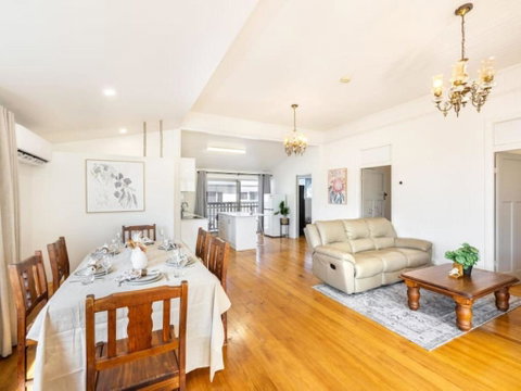 Family Friendly Cozy 4BR House At Annerley - Accommodation Search 2