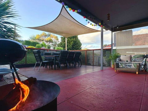 Fonton Blue Holiday Home Close To City And Airport - Accommodation Search 1