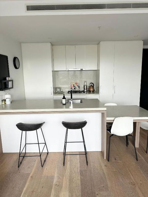 FV Peppers 1 Bedroom Apartment - Accommodation Search 1