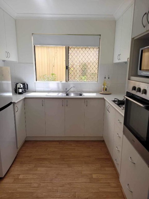 G&R Beach Cottage - Accommodation Search 4
