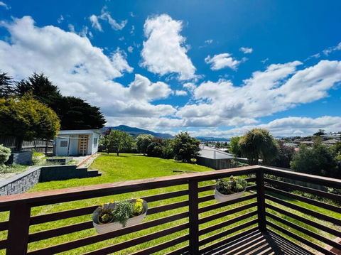 Garden House 15 Min To Hobart CBD - Accommodation Search 0