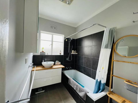 Garden House 15 Min To Hobart CBD - Accommodation Search 2