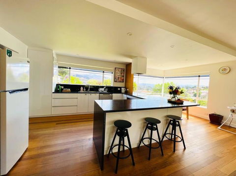 Garden House 15 Min To Hobart CBD - Accommodation Search 3