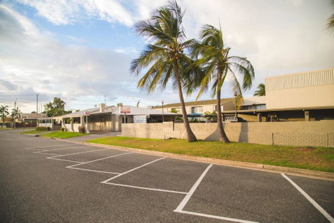 Hampton Villa Motel - Accommodation Search 3
