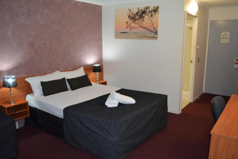 Hampton Villa Motel - Accommodation Search 0