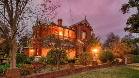 Grenfell Hall - Accommodation Search 1