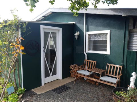 Handsome Hills Dairy Retreat - Accommodation Search 0