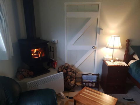 Handsome Hills Dairy Retreat - Accommodation Search 3