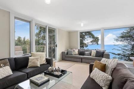 Hidden Bay Retreat-5 Bed- 15min To Hobart - Accommodation Search 1