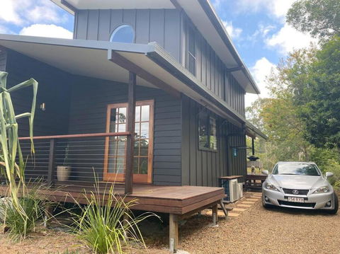 Hilltop Woods Noosa - Accommodation Search 0