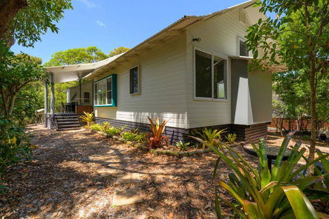 Ibis 15 - Accommodation Search 0