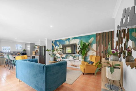 House In Ellenbrook - Accommodation Search 0