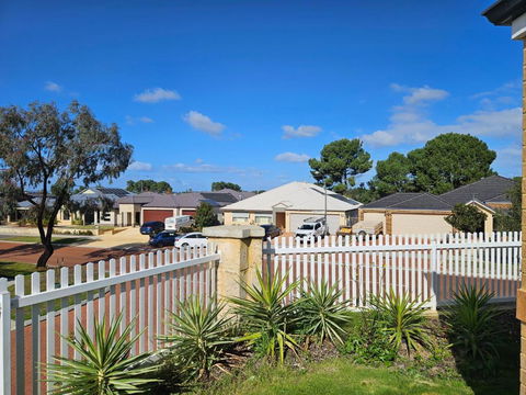 House In Ellenbrook - Accommodation Search 3