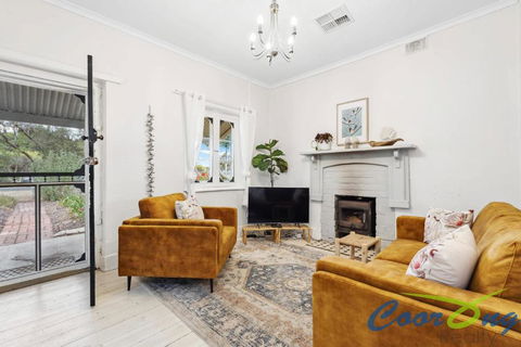 Hyde Cottage - Accommodation Search 1