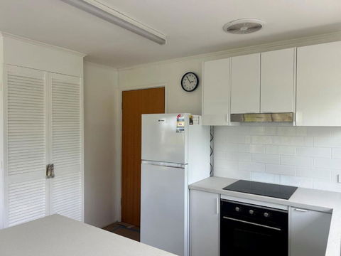 Iconic Beach House On Bruce - Accommodation Search 3