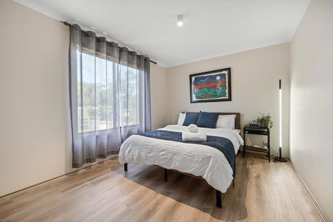 INVERLOCH Beach House - Accommodation Search 3