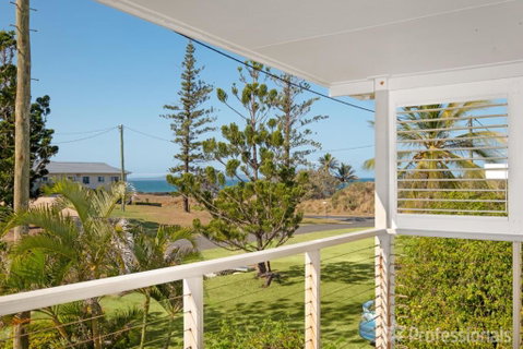 Island Pines - Accommodation Search 1