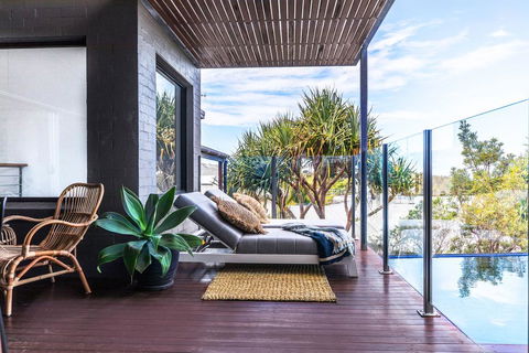 Akoakoa - Sunrise Beach - Accommodation Search 1