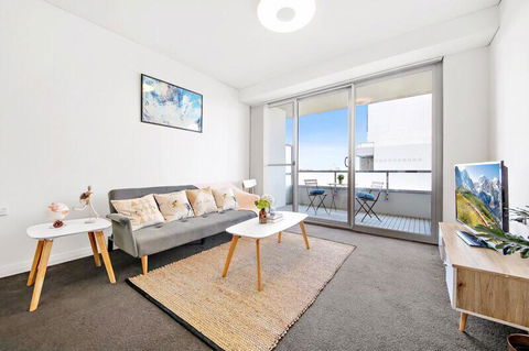 All Amenities Only Downstairs, 20 Mins To CBD - Accommodation Search 0