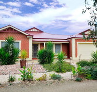 All Seasons Port Elliot Holiday House - Accommodation Search