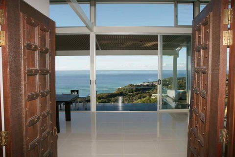Allure - Accommodation Search 0