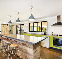Aloha - Pet  Family Friendly - 10 Min Walk to Beach - Accommodation Search