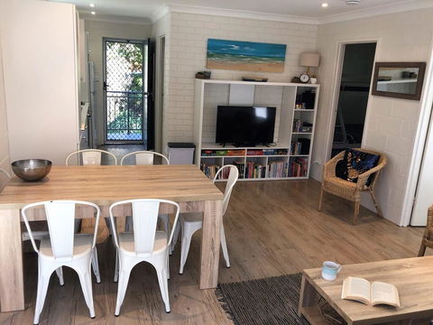 ALOHA AT BLUEYS - Accommodation Search 0