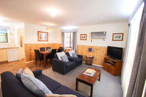 Amber Cottage - Accommodation Search 3