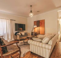 Ambrose On Byng - Central Location w/ 2 Bathroom - Accommodation Search